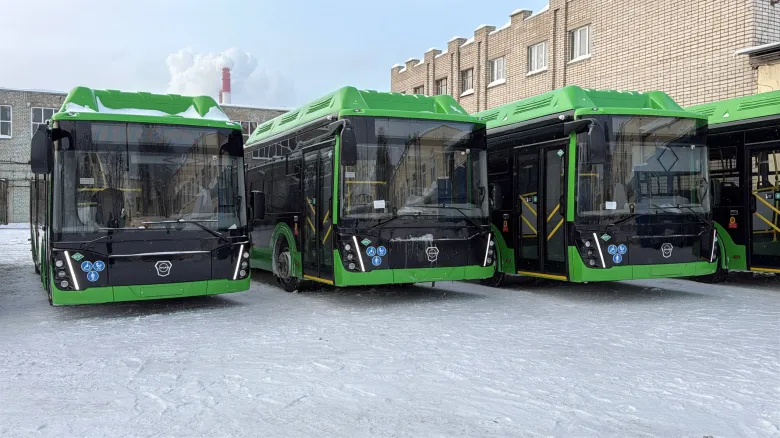 В автопарк АО «Автотранспортное предприятие» поступили 9 новых автобусов ЛиАЗ-5292.67. 